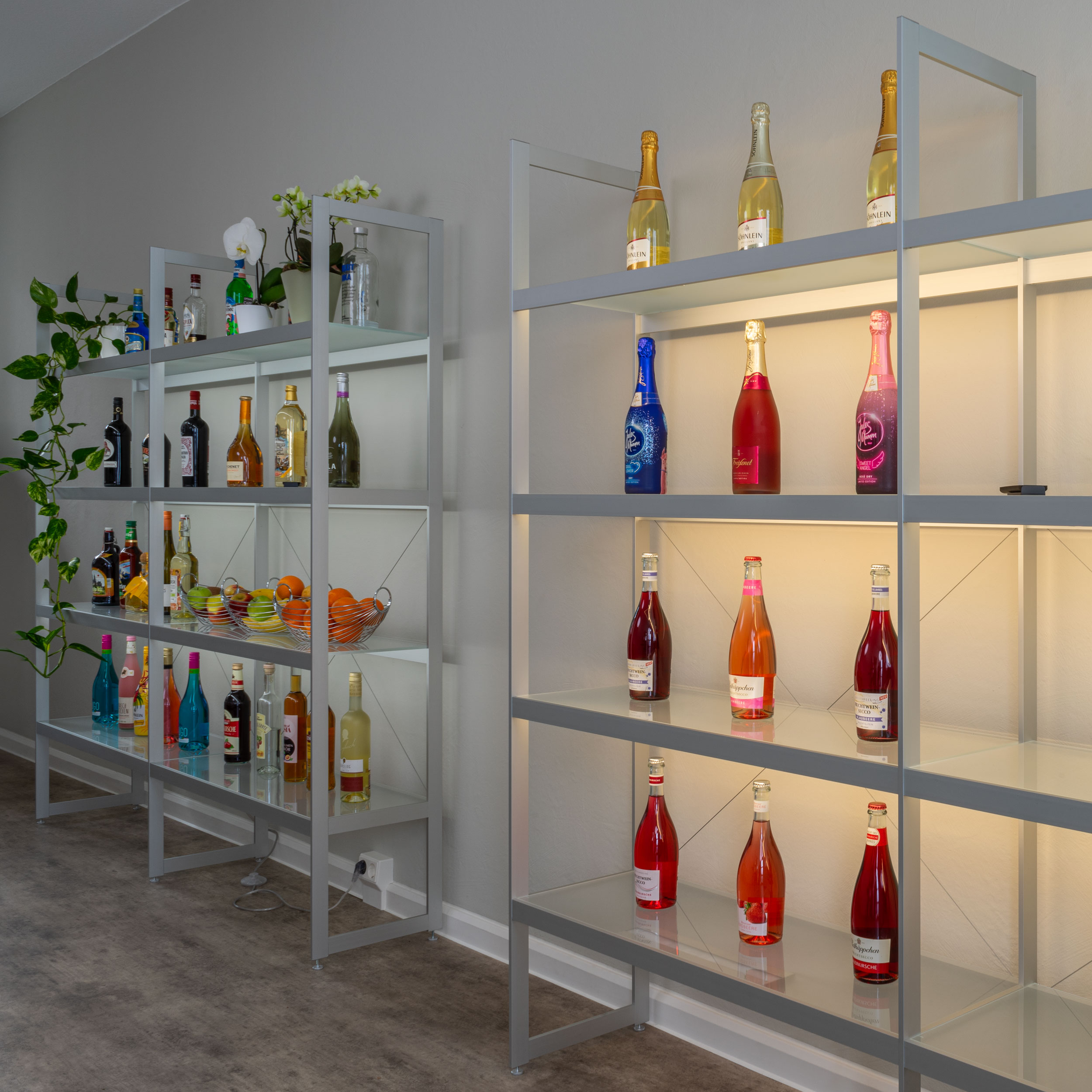 AUDAPHON Lichtregal 200x35x185 mit Alkohol Obst Licht 2xRegal Bildformat 1zu1