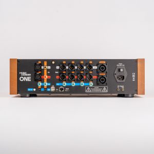 musicwonder_one_detail_back_blende_14_grauer_hintergrund_2500x2500